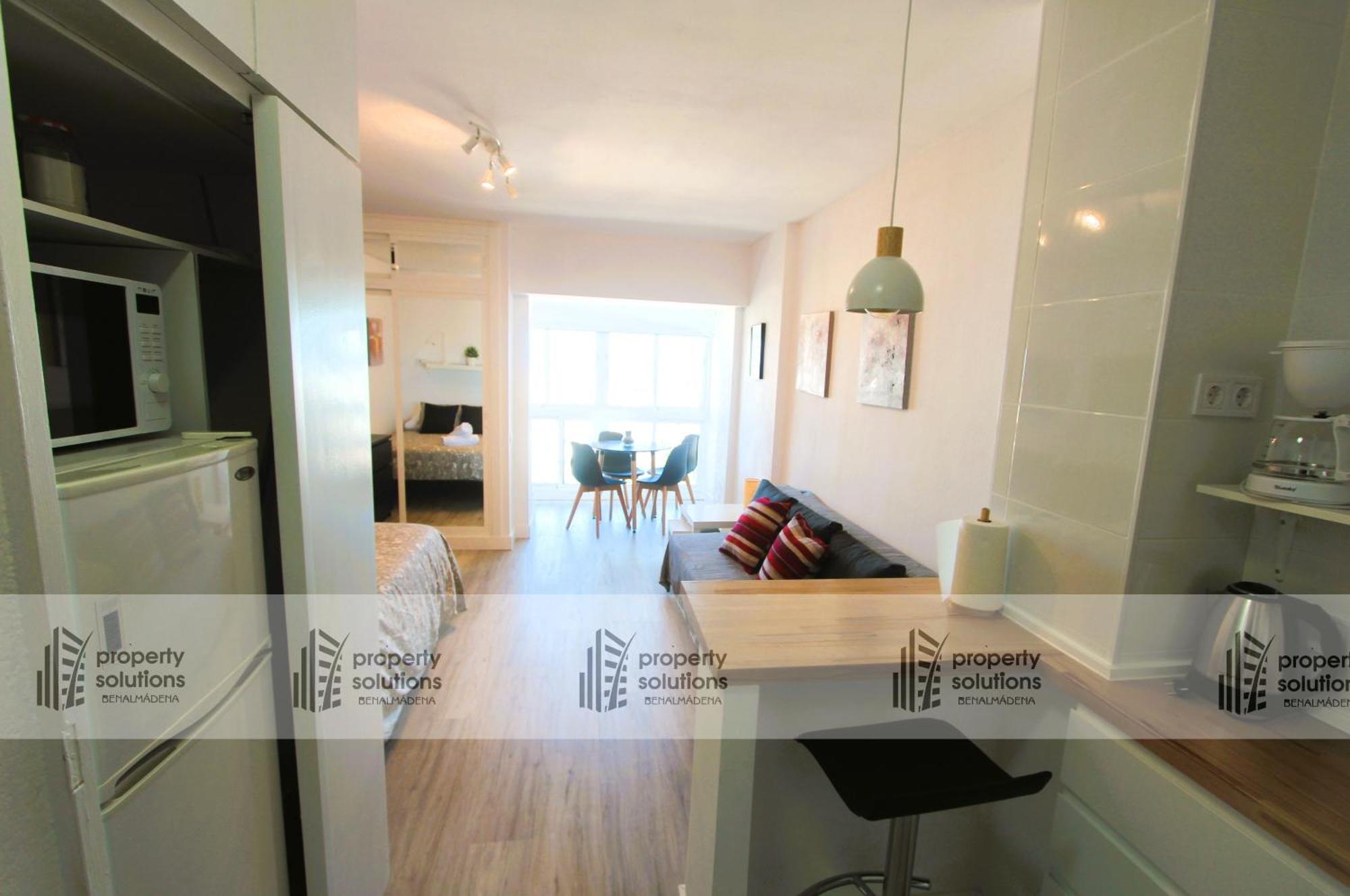 714 Iris Apartamento - Vista Al Mar - Cerca De Tren, Restaurantes, Tiendas - Playa A 10 Min Caminando Benalmadena Bagian luar foto