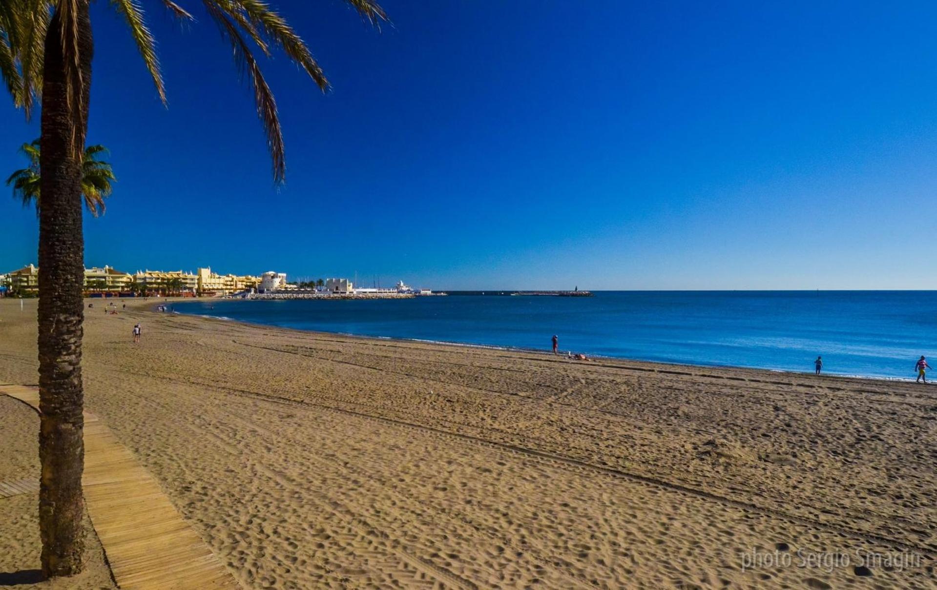 714 Iris Apartamento - Vista Al Mar - Cerca De Tren, Restaurantes, Tiendas - Playa A 10 Min Caminando Benalmadena Bagian luar foto
